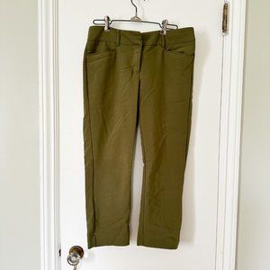 New York & Co. Cropped Pant